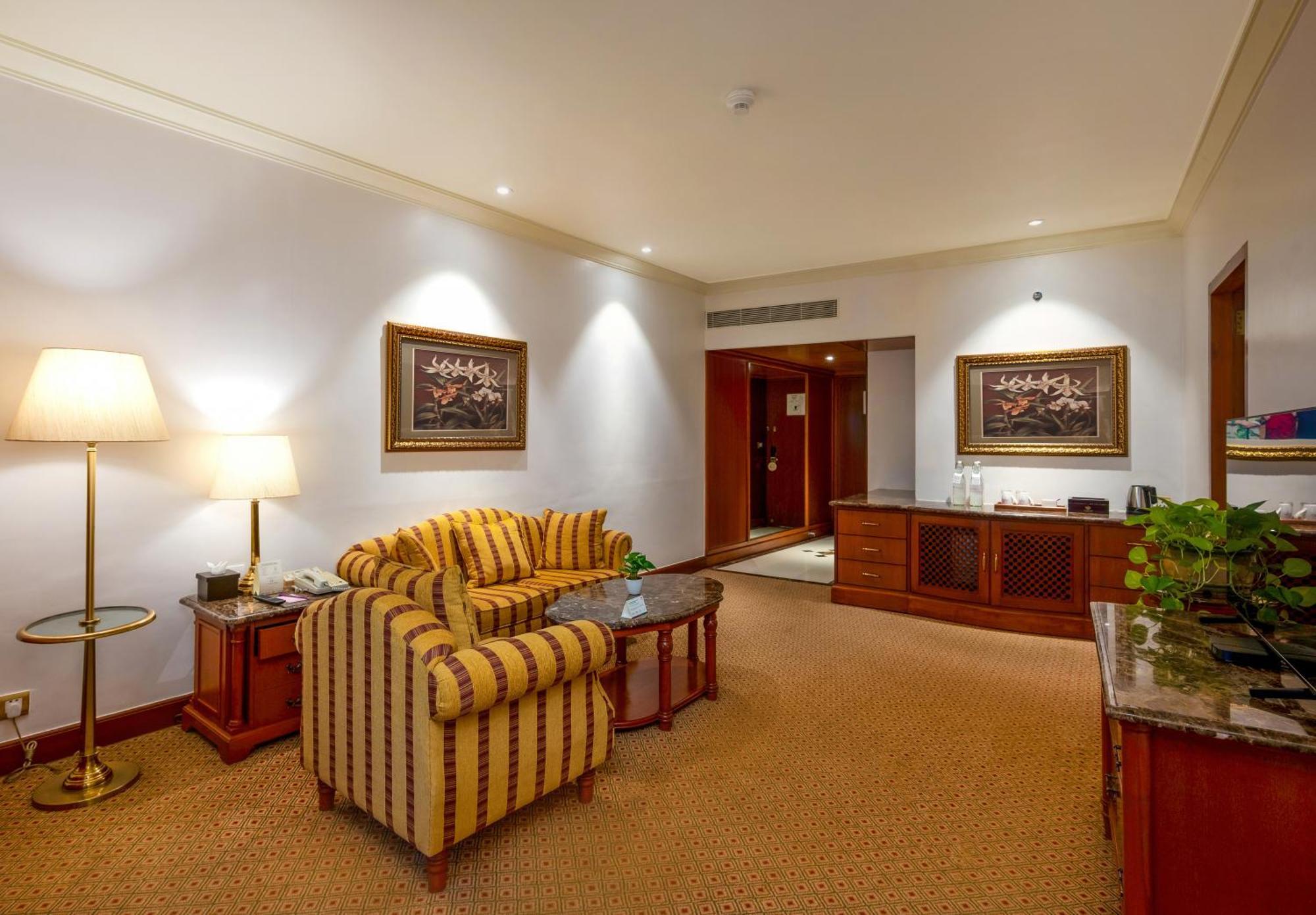 The Orchid Hotel Mumbai Vile Parle — Photos 3